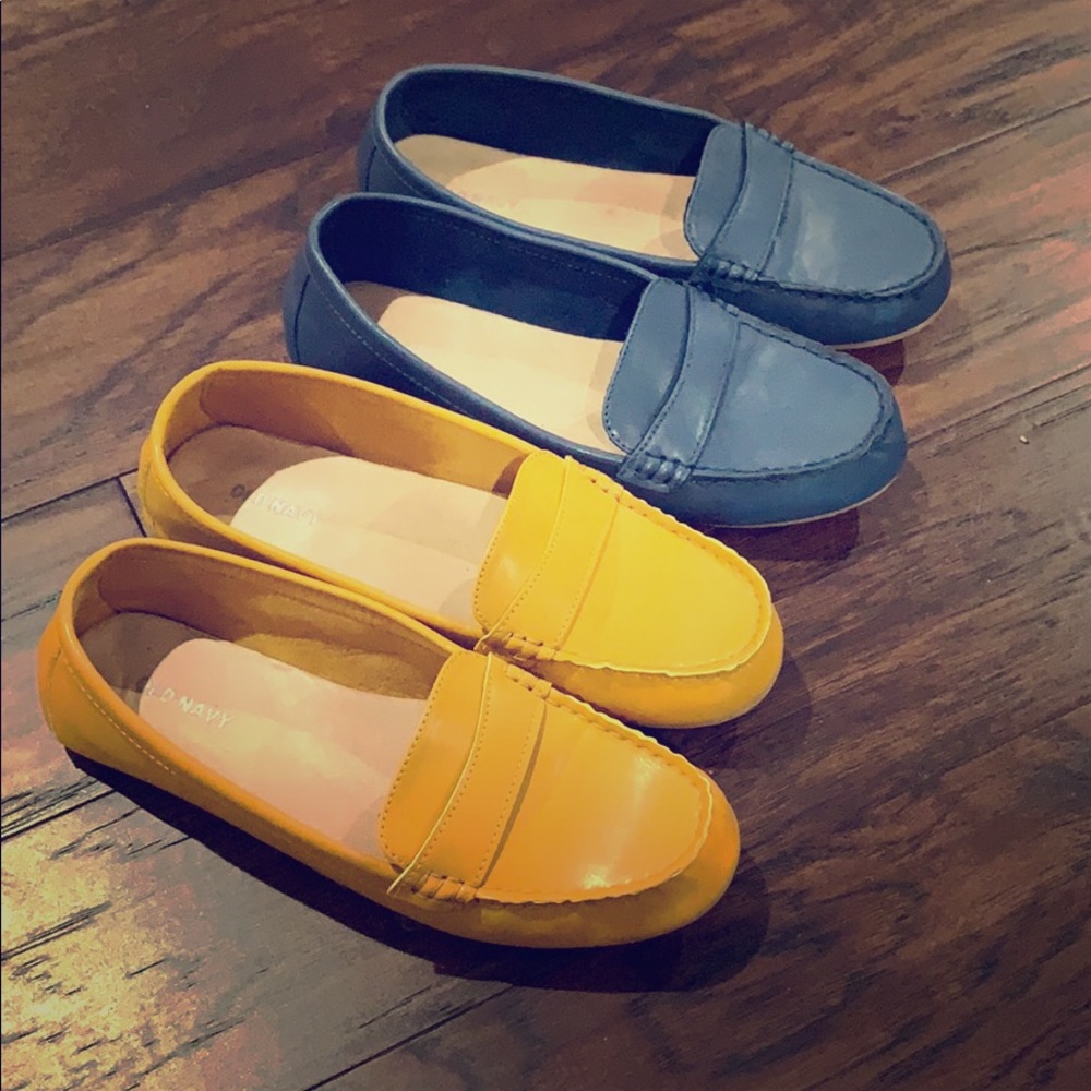 Yellow & blue pair of old navy faux leather flats